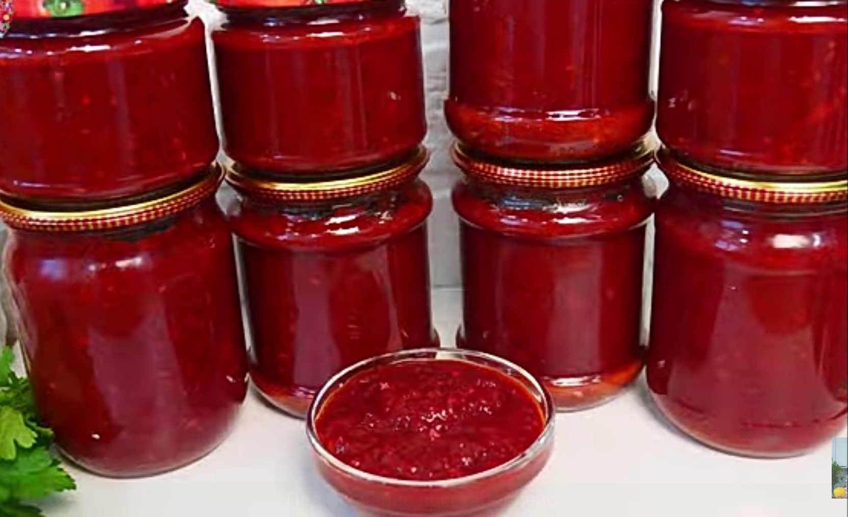 Заправки для борщу, аджики, соуси, томати на зиму